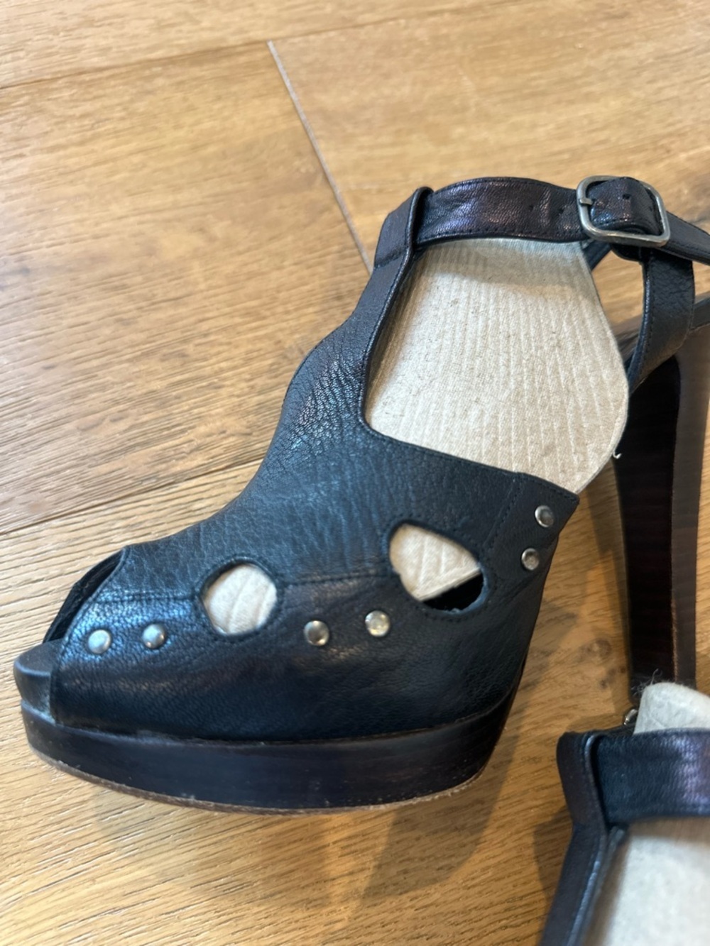 Stuart Weitzman Black Leather Peep Toe Platform Heel Cutout Studded | Size 6 - Picture 4 of 7